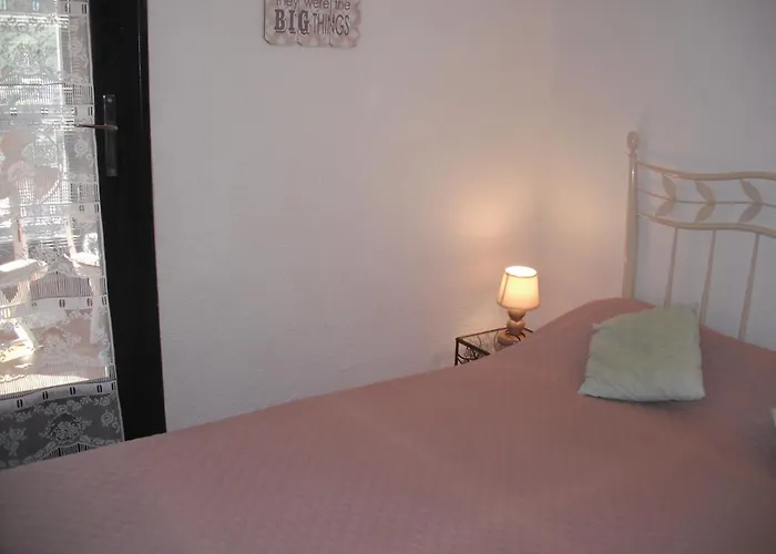 Les Emeraudes Apartment *